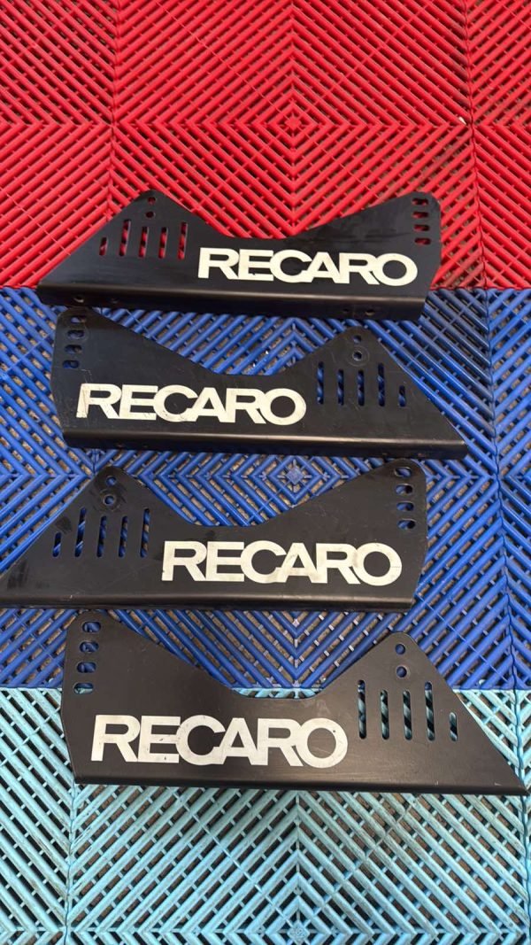 Recaro ülés konzol