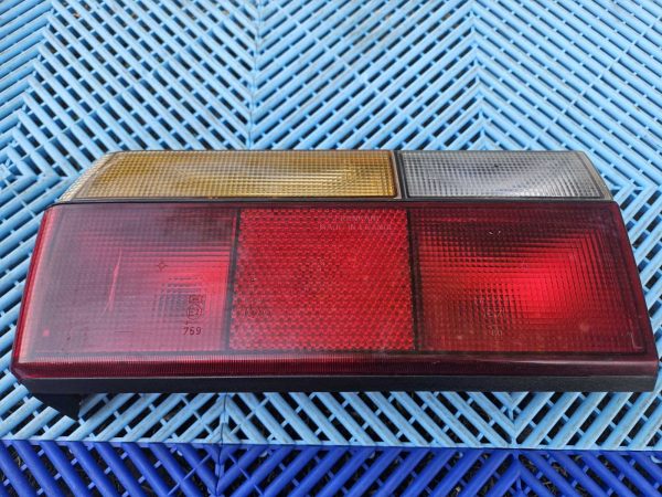 Volkswagen Jetta MK1 hátsó lámpa
